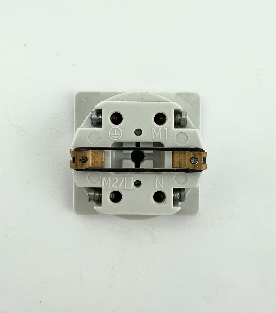 LK Fuga lampeudtag 50 x 50 mm hvid