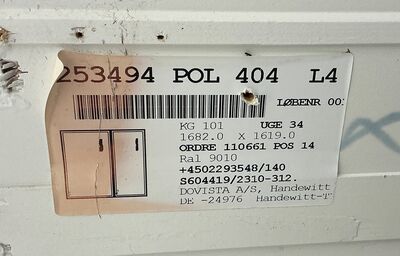 Sort 2-fags energivindue m/lamineret glas