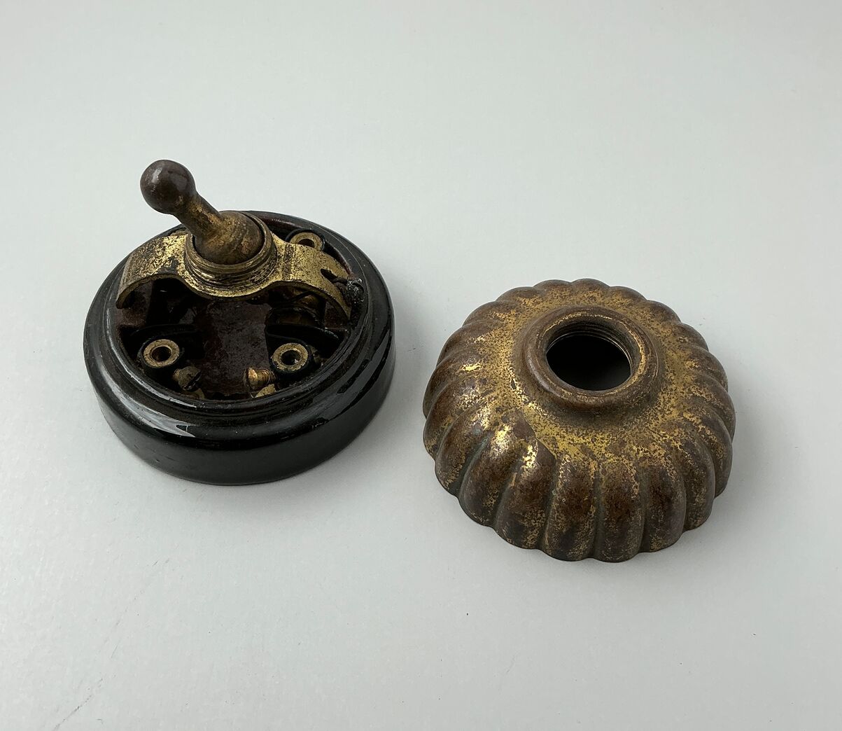 Messing korrespondance afbryder (sort) stor model