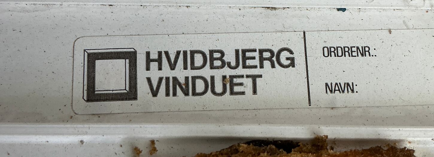 Plast fastkarms vinduer