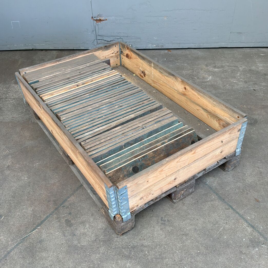 49 stk samlet parti opskårne pallesider