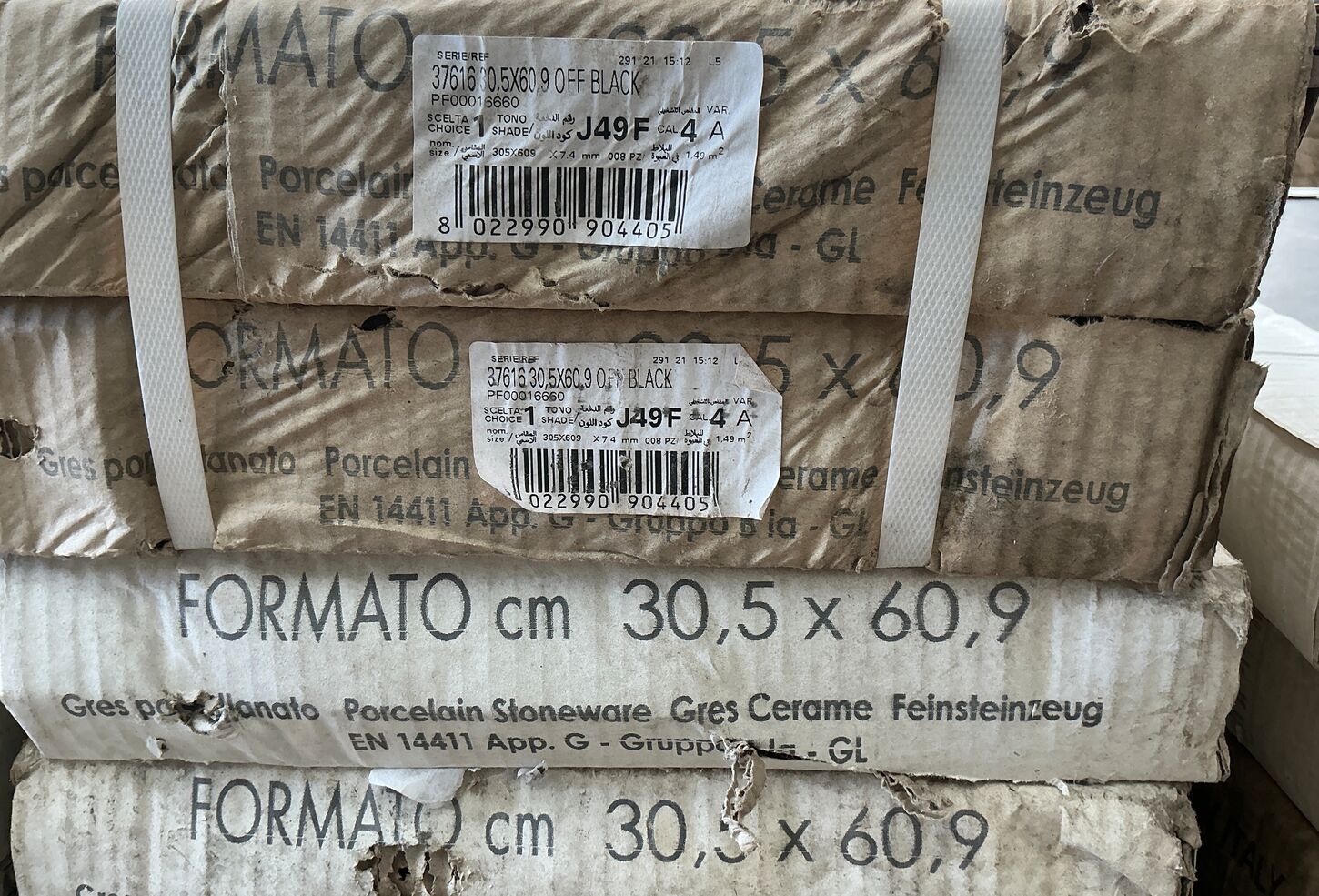 78 m2 Væg/gulv fliser farve sort 305x609 mm