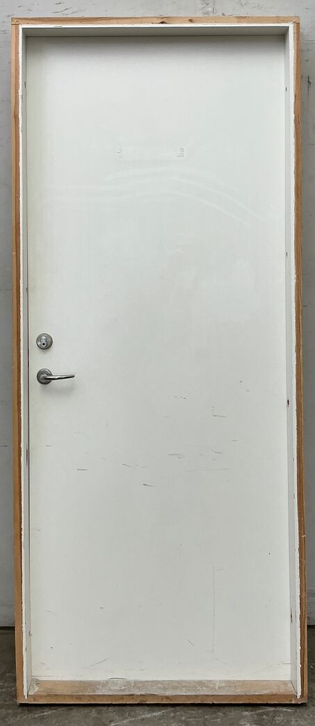 Massiv M9 dør m/karm vh.