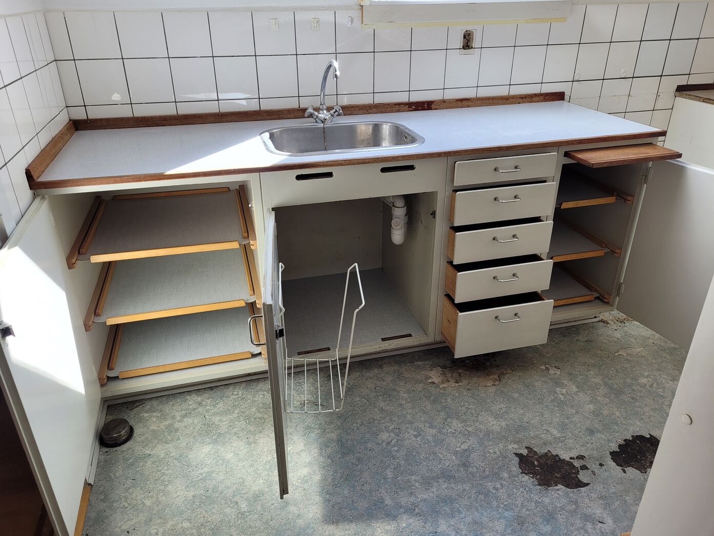Komplet lille 60’er køkken