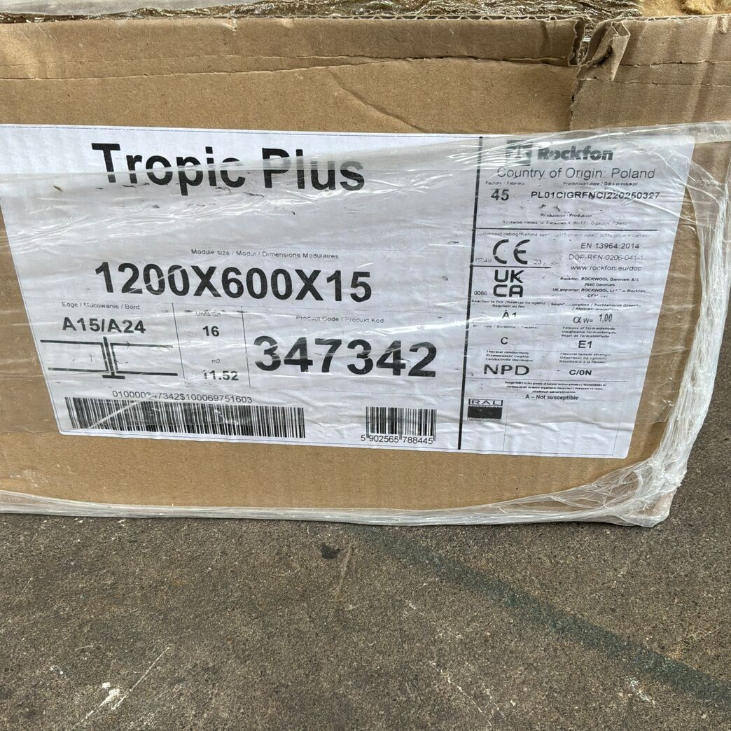 11,52 m2 Rockfon Tropic Plus akustikloftplader 1200 x 600 x 15 mm.