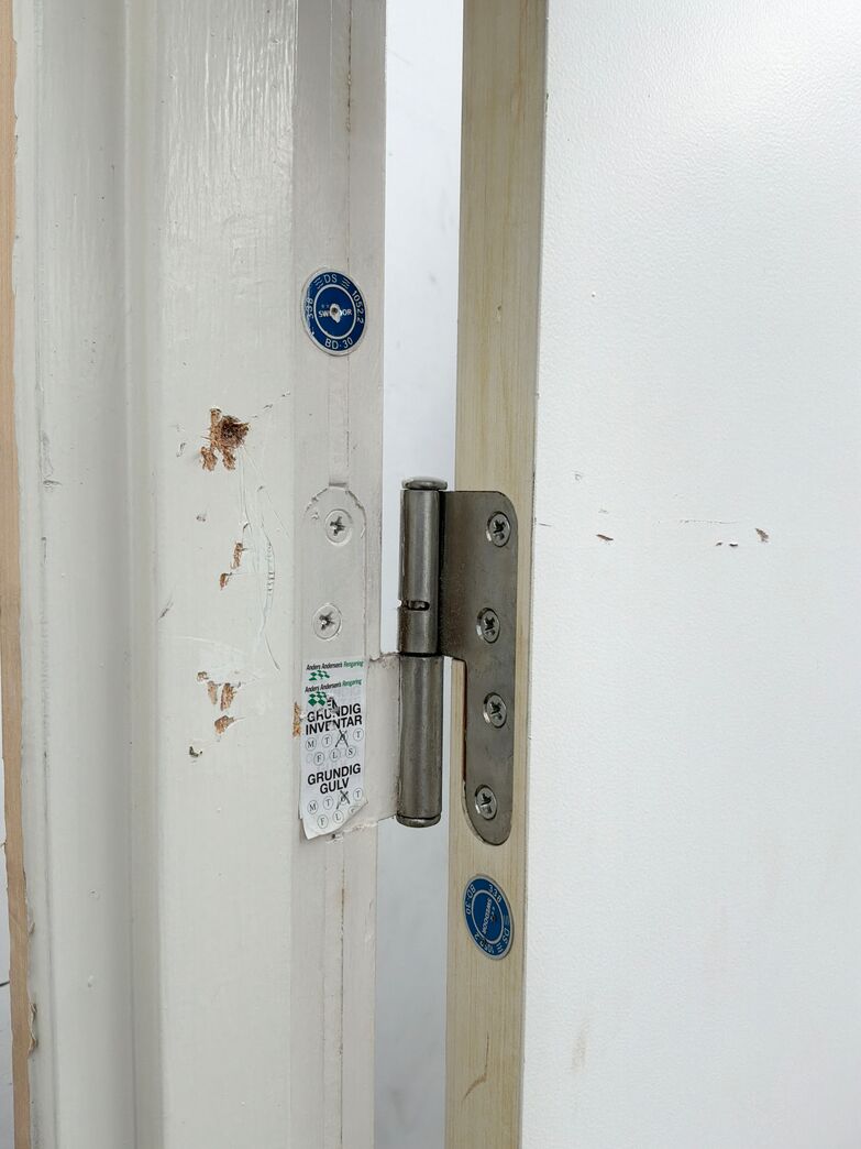 Branddør BD30 M9 med karm