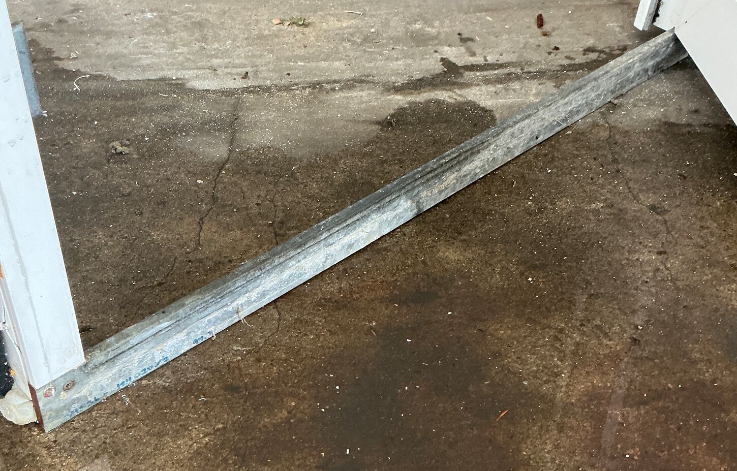 Facadedør i plast med 3 ruder hh - 210,5 cm