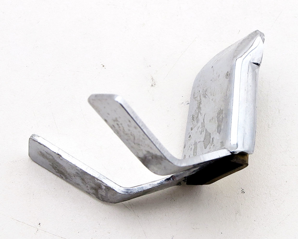 Dobbeltknage i forkromet messing