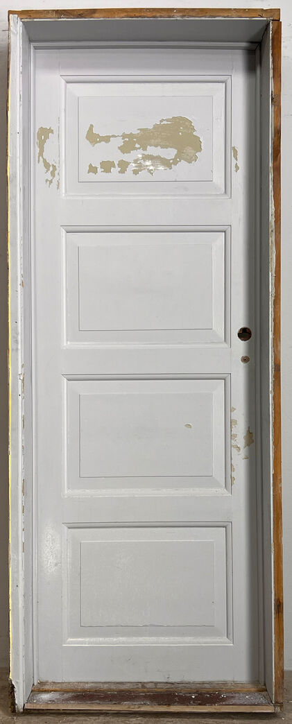 Fyldningsdør med karm