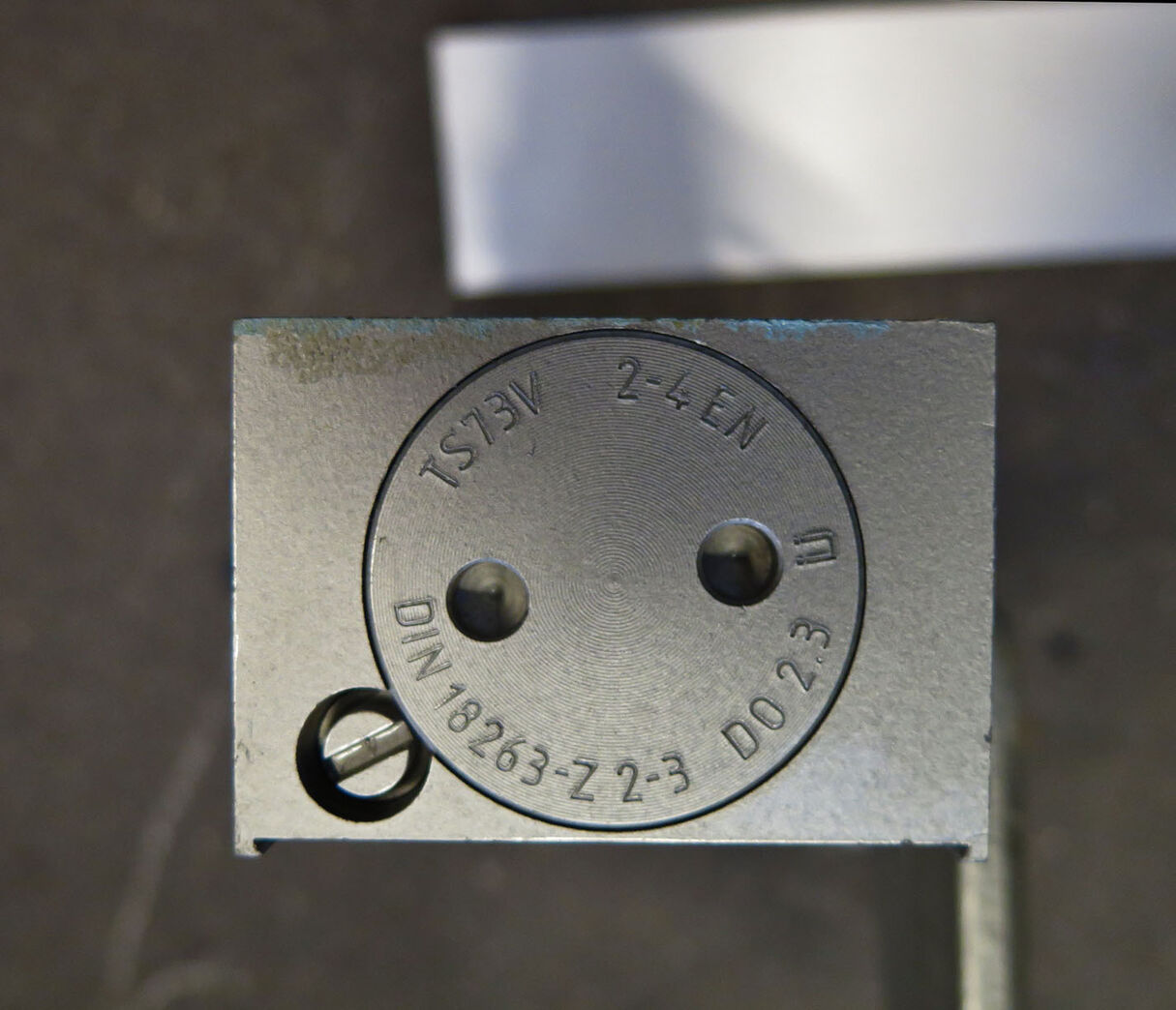 Dorma TS73V 2-4EN sølvfarvet