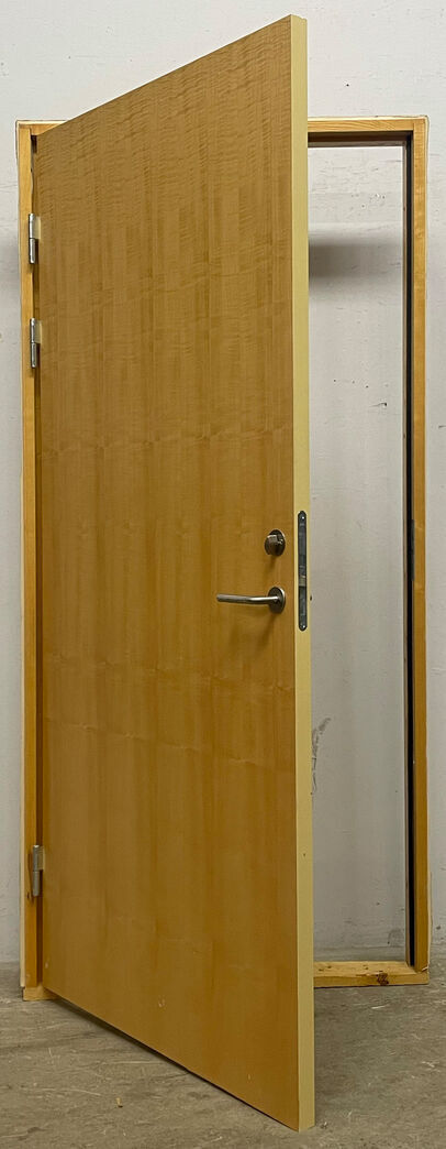 BD30 branddør med karm M9