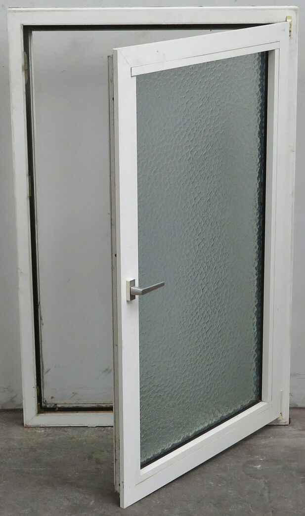 Badeværelse vindue med matteret glas