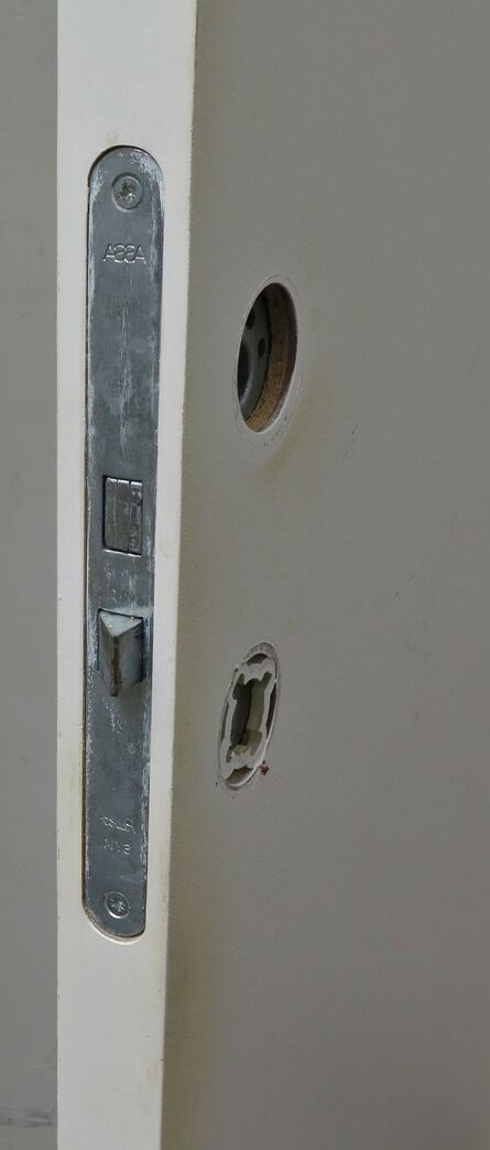 Swedoor massiv dør M7 med karm