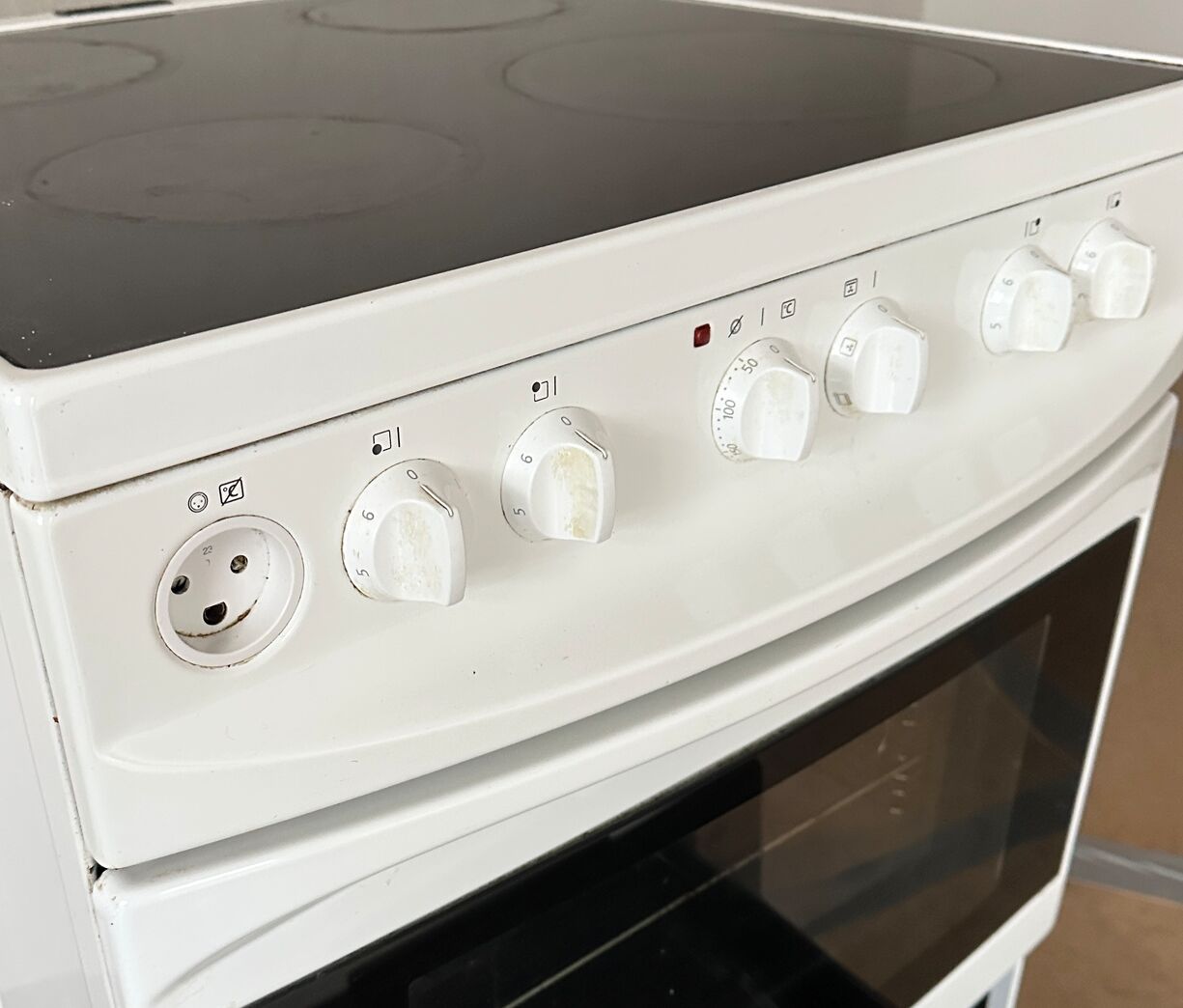 Voss/Electrolux komfur