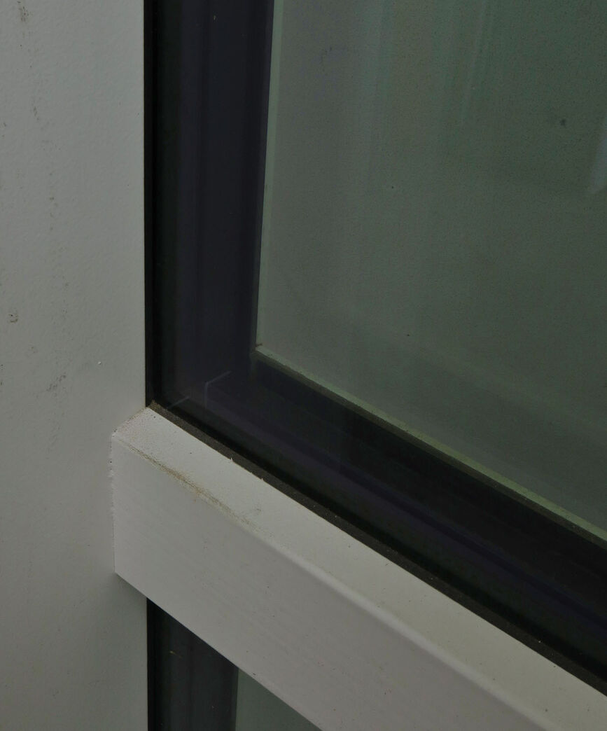 Smalt vindue med energiglas fra Vindunor