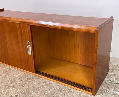 Skænk fra isbryderen 'Isbjørn' Skænk fra isbryderen 'Isbjørn'