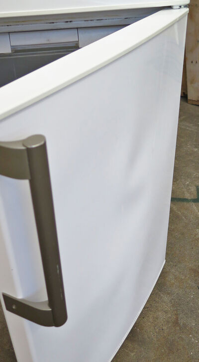 Gram køle/fryseskab