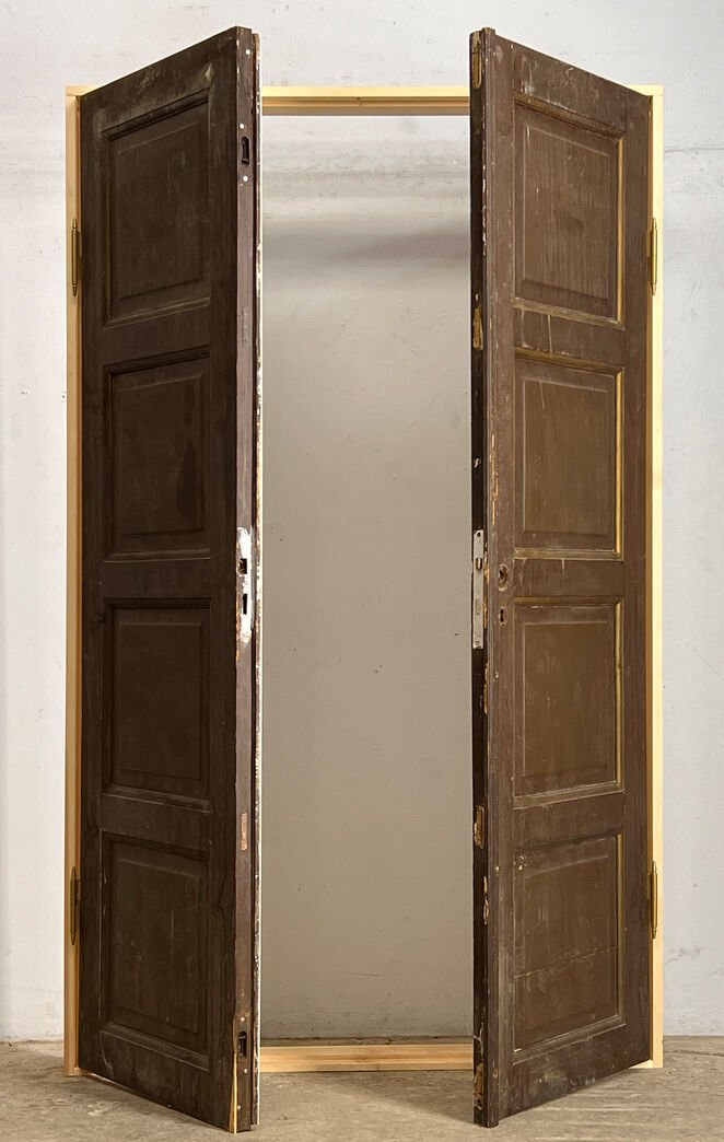 Dobbelt fyldningsdør med karm