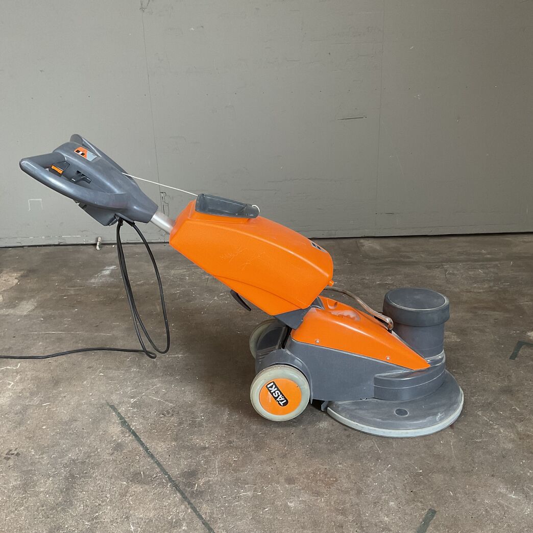 Taski ergodisc 165 skuremaskine m. tank