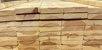 Ovntørret kantskåret fyr 32x150 mm 345 lbm.