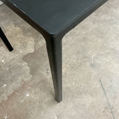 Langt højt laminatbord - 240 cm