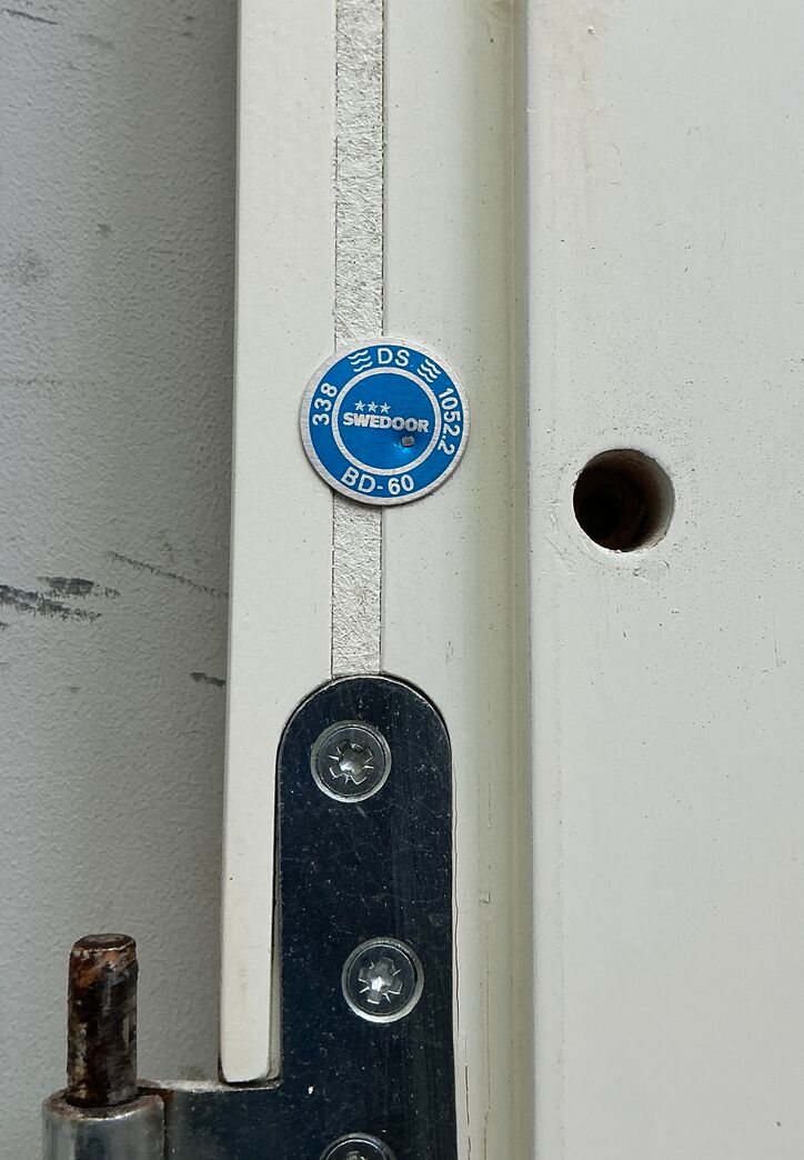 Dobbelt BD60 branddør M16 med karm