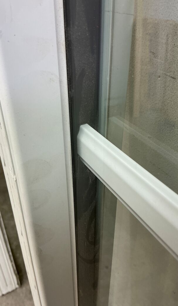 Plast vindue med sprosser