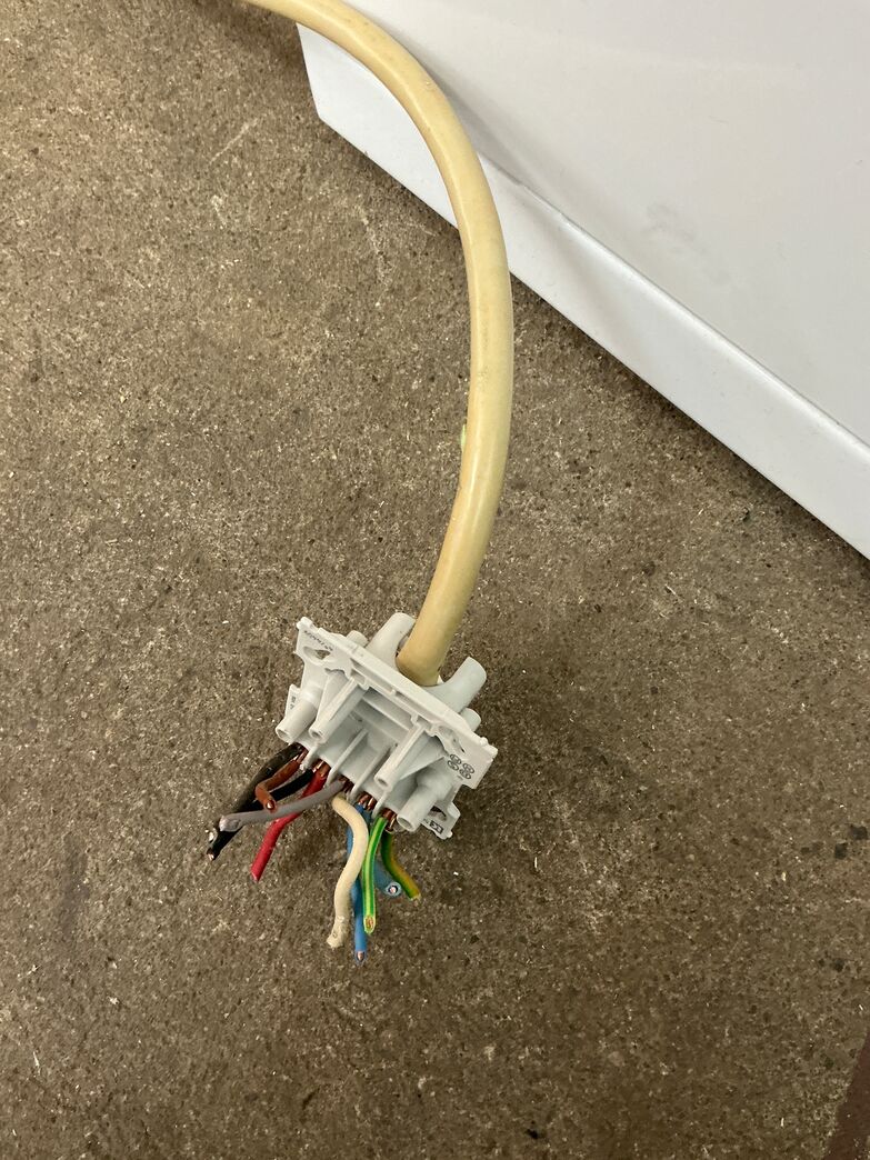 Gram keramisk komfur