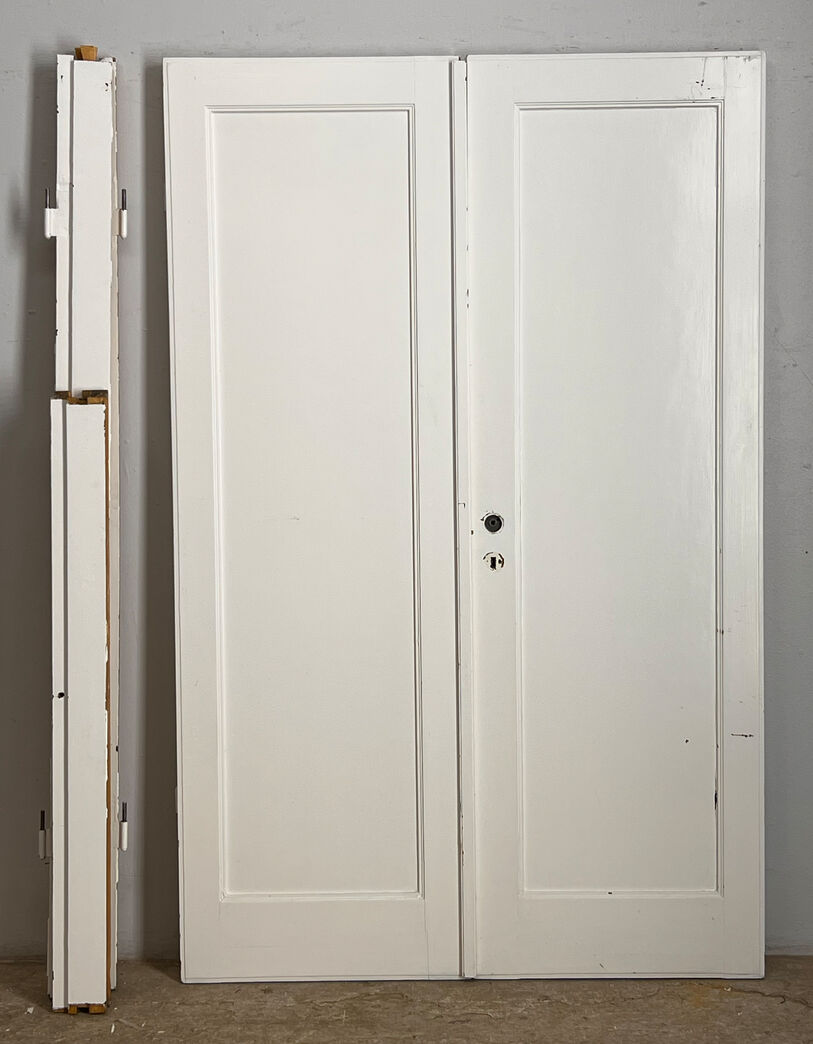 Dobbelt funkisdør med karm