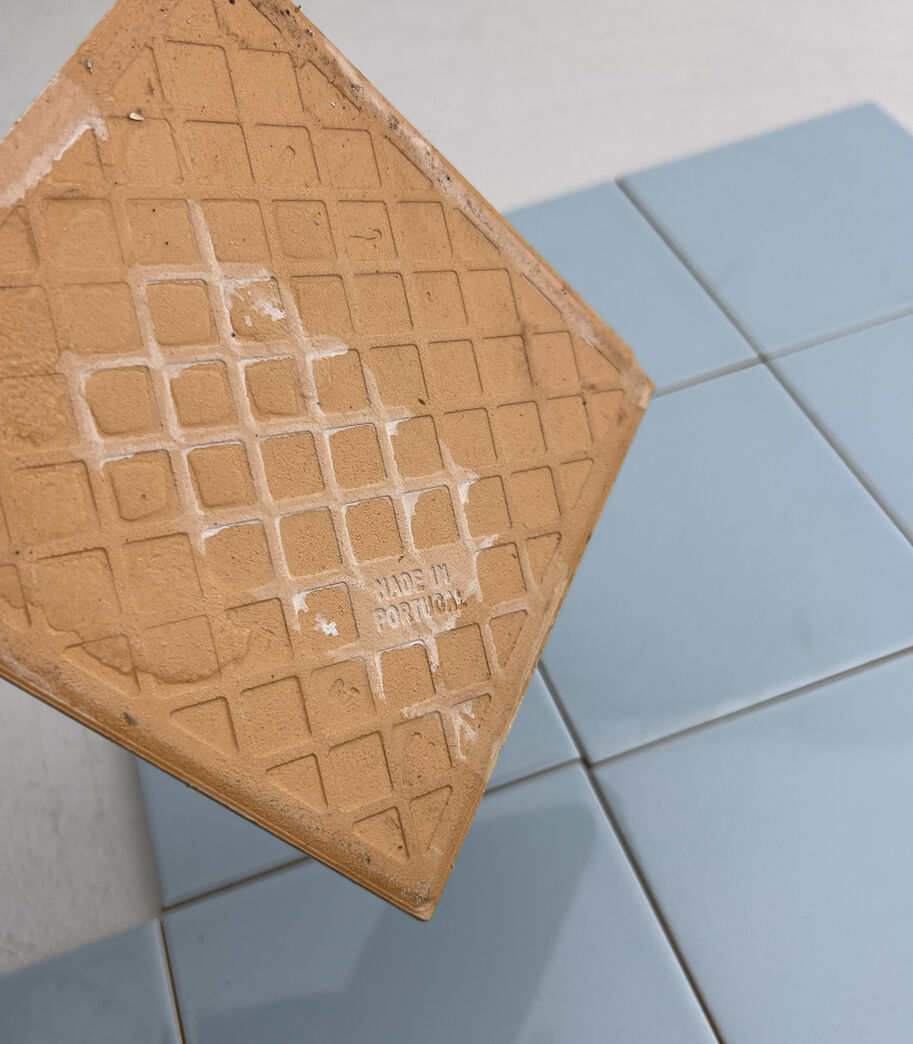 Blå flise 14,7 x 14,7 cm