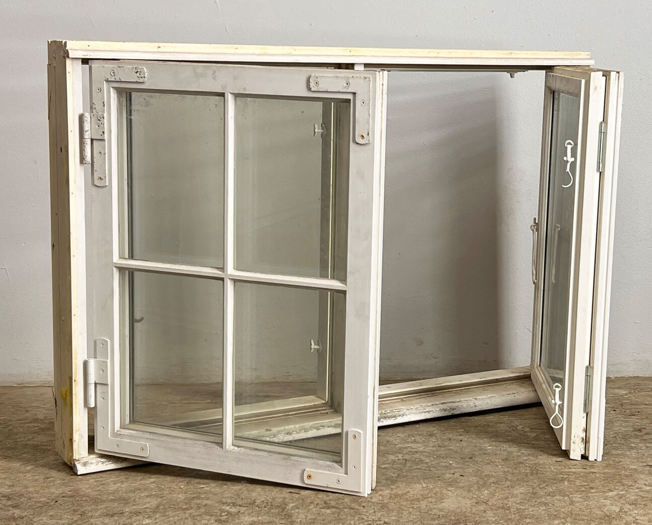 Bøjsø vindue med koblede rammer