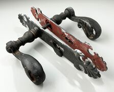 Svungent greb til hoveddøren