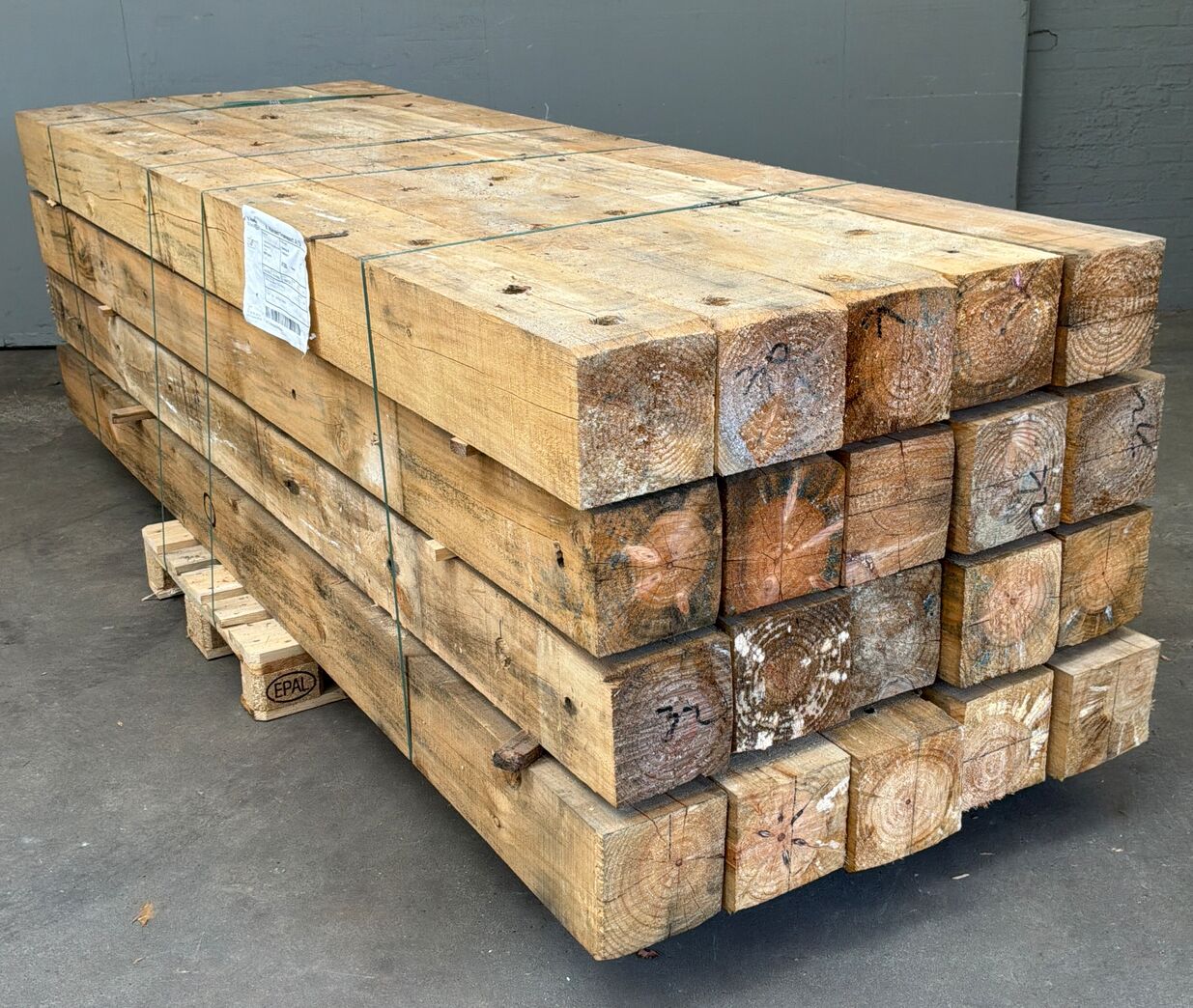 20x20 cm tømmer fra vindmølletransport 300 cm