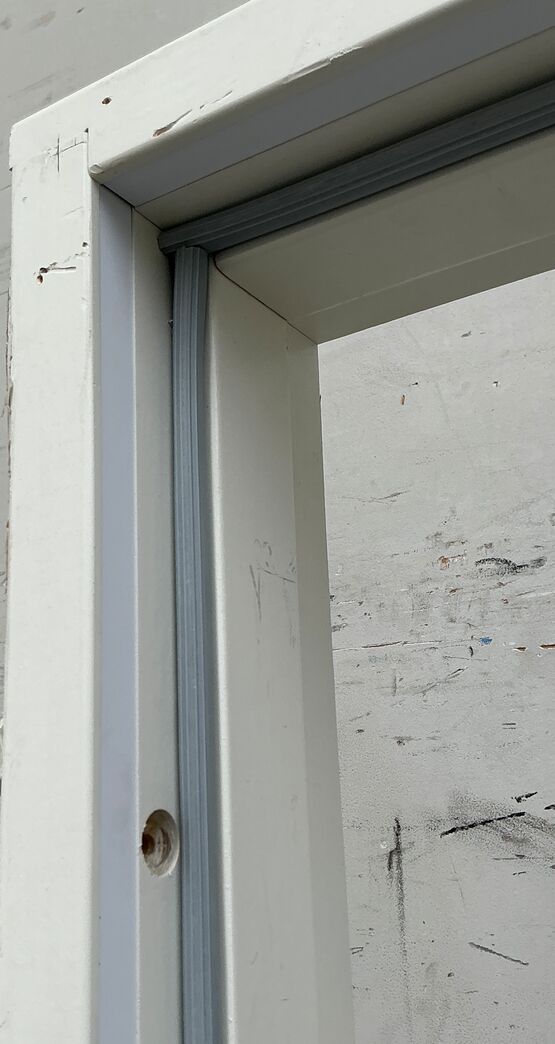 EI1-30/38dB branddør m/karm hh.