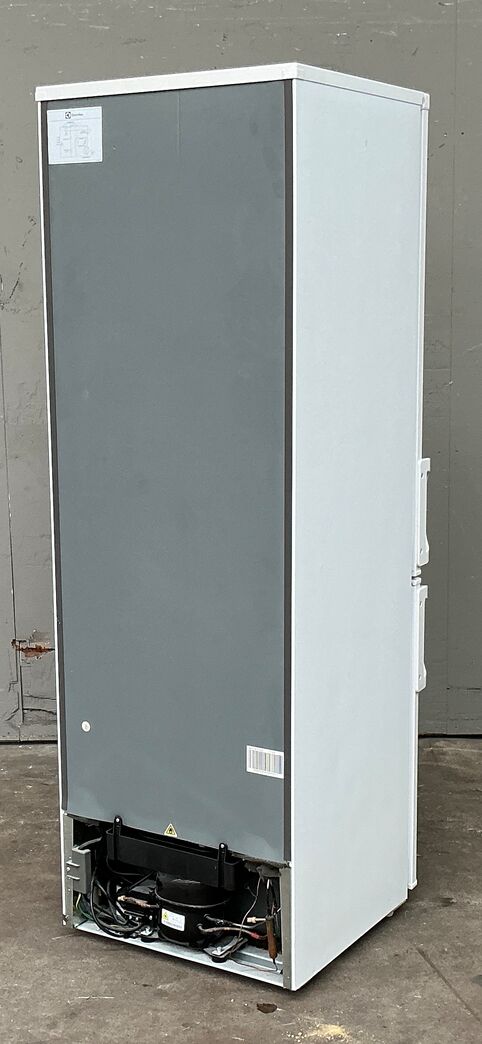 Fritstående Elektrolux køle/fryseskab 176/61 liter