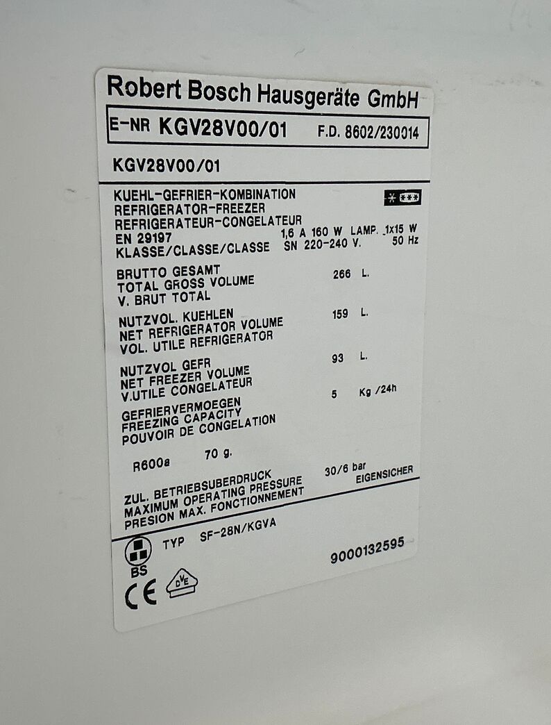Fritstående Bosch køle/fryseskab 159/93 liter