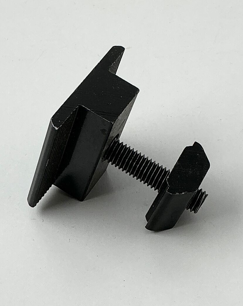 15 stk Solar mellem klemme til 30 mm paneler – sort