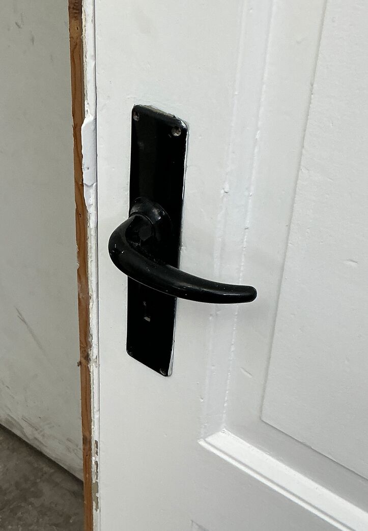 Fyldningsdør med glas og karm
