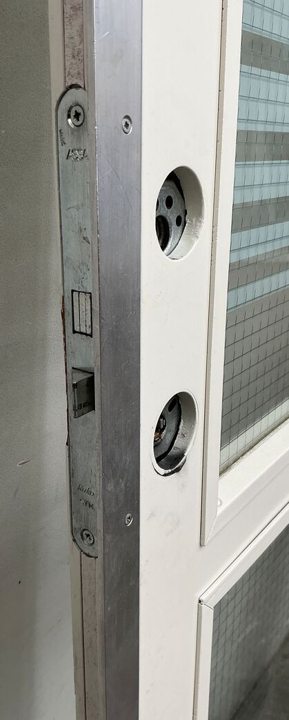 Dobbeltdør uden karm