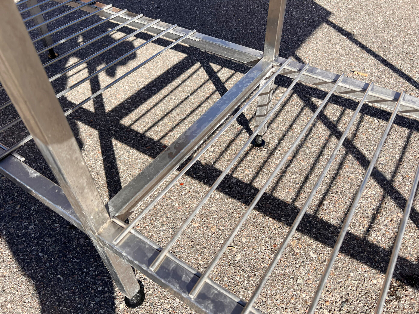 Stålbord med vask - 250 cm