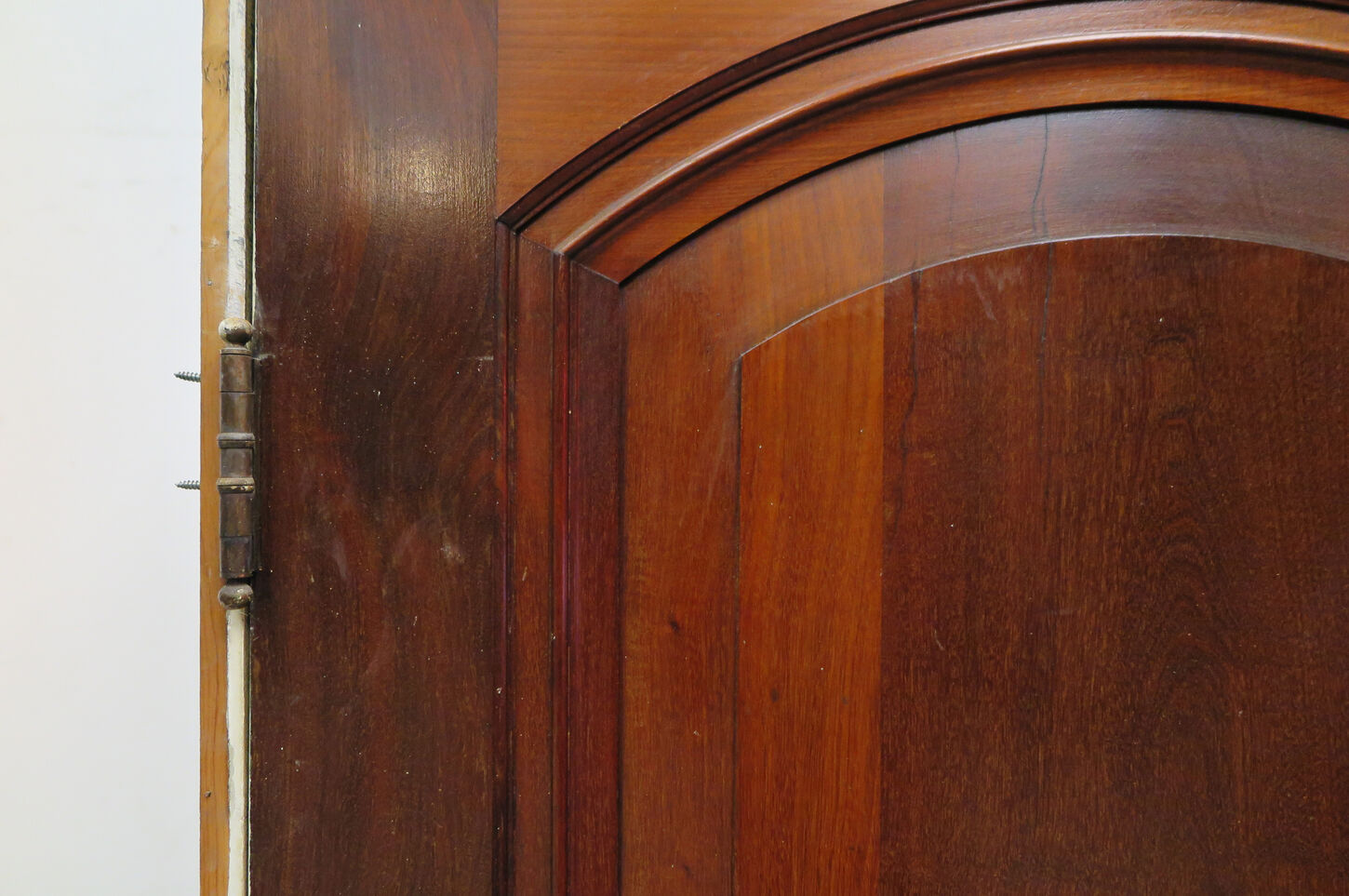 2 sammenhængende fyldningsdøre