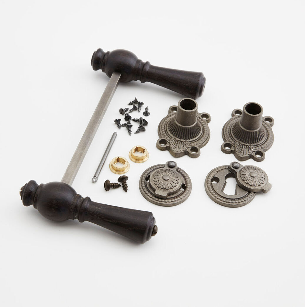 Trægreb til gammel dør - Knebelgreb (smal udgave) i røget eg