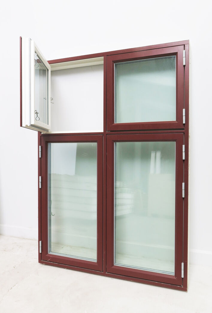 Dannebrogsvindue med super isoleringsværdi.