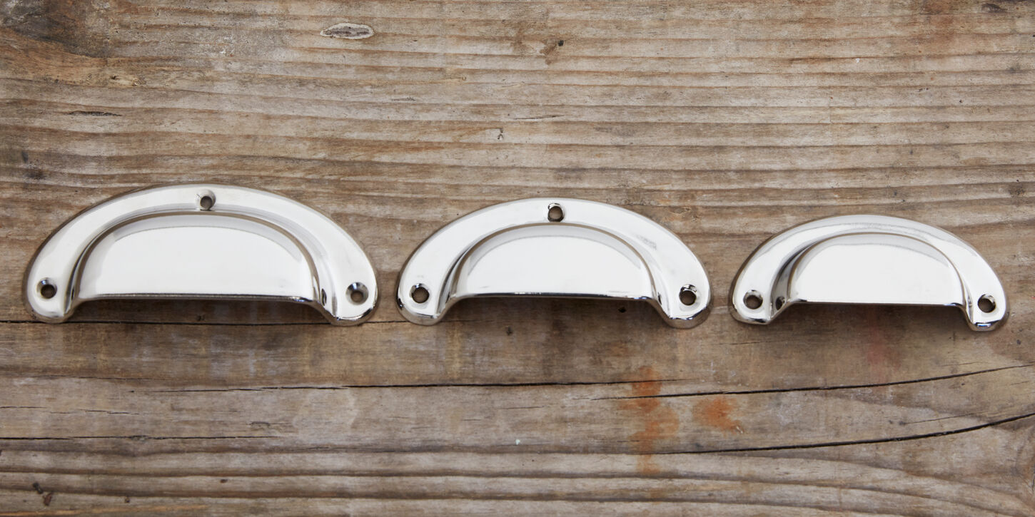 Skuffegreb i krom 73 mm