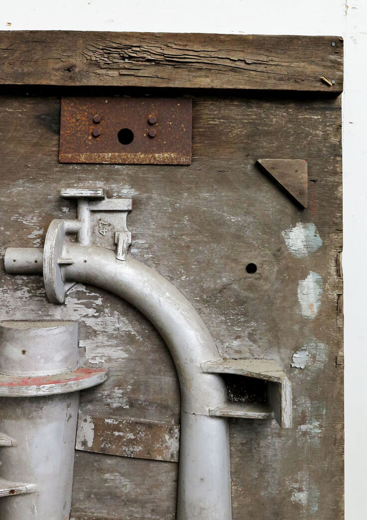 Vægdekoration støbekliché på plade 80x200cm