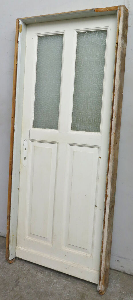 Fyldningsdør med glas og karm