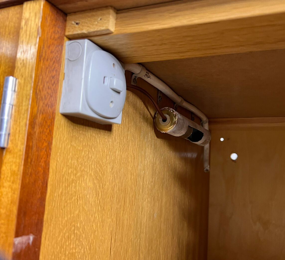 Skænk fra isbryderen 'Danbjørn' Skænk fra isbryderen 'Danbjørn'