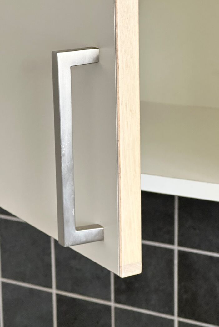 Brugt HTH Køkken med ovn.