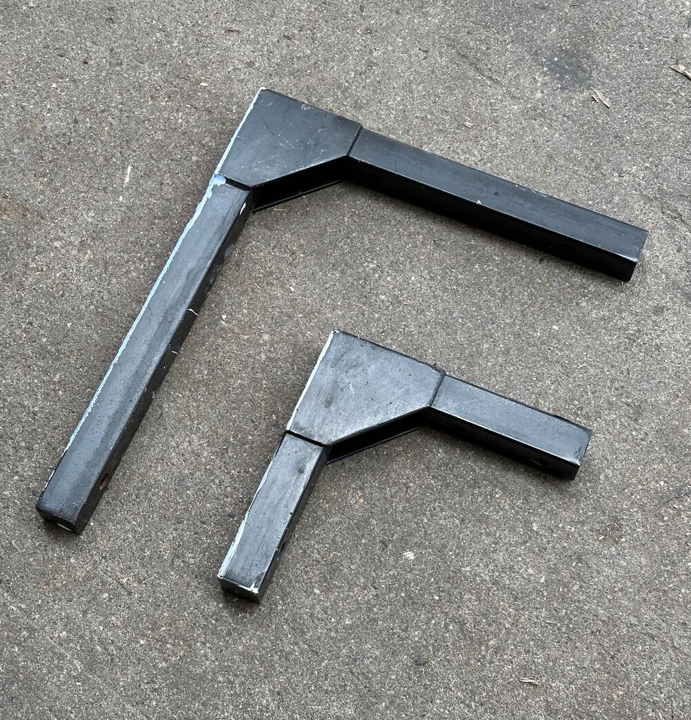 Hyldeknægt i metal 26 x 30 cm