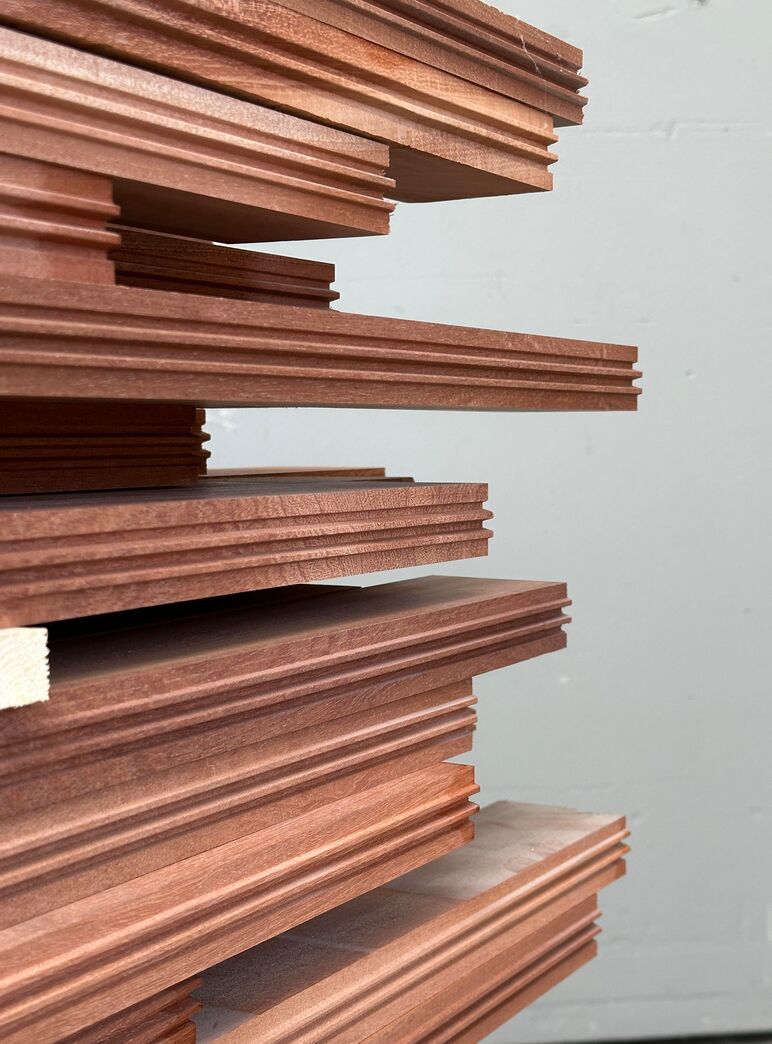 Mahogni 30x68 mm samlet parti - 228 lbm